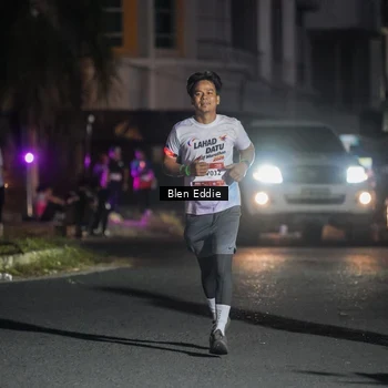 Runner Photo 7809741
