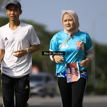 Runner Photo 7809773