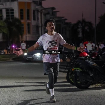 Runner Photo 7809782