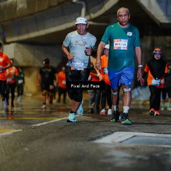 Runner Photo 7809792