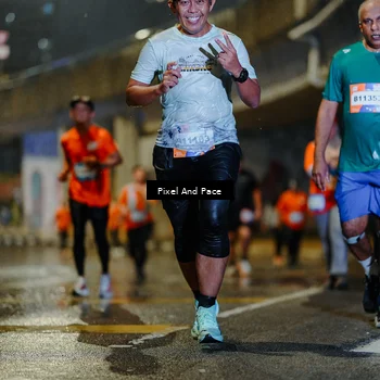 Runner Photo 7809796