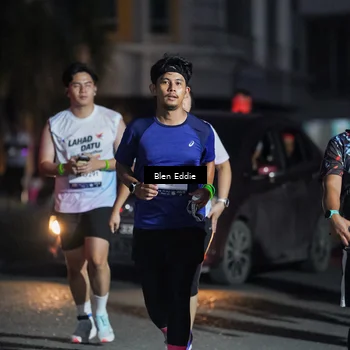 Runner Photo 7809809