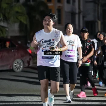 Runner Photo 7809830