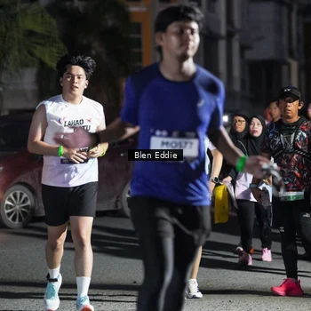 Runner Photo 7809832