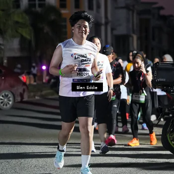 Runner Photo 7809836