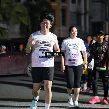 Runner Photo 7809839