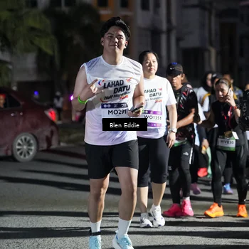 Runner Photo 7809845