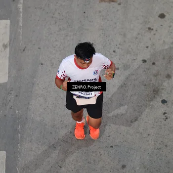 Runner Photo 7809935
