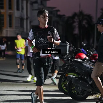 Runner Photo 7809984