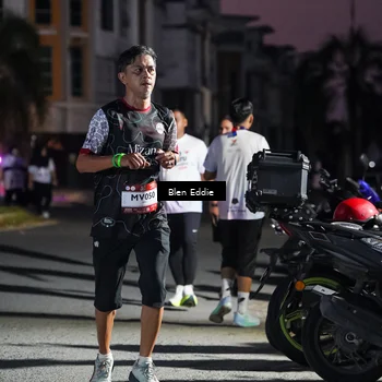 Runner Photo 7809994