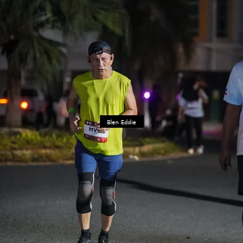 Runner Photo 7810018