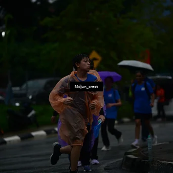 Runner Photo 7810049