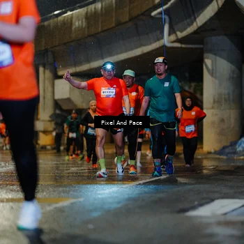 Runner Photo 7810053