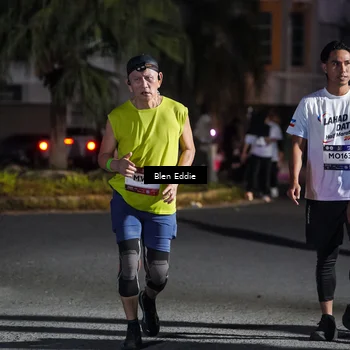 Runner Photo 7810056