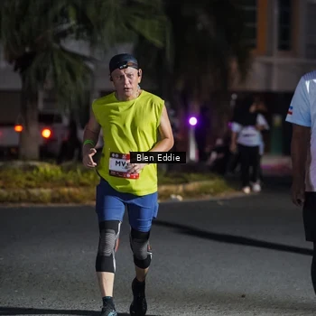 Runner Photo 7810081