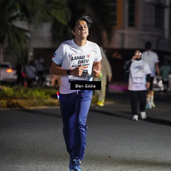 Runner Photo 7810100
