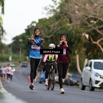 Runner Photo 7810118