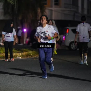 Runner Photo 7810160