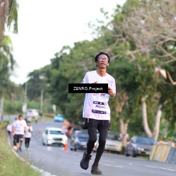 Runner Photo 7810183