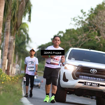 Runner Photo 7810204