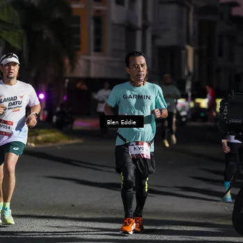 Runner Photo 7810224