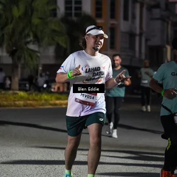 Runner Photo 7810259