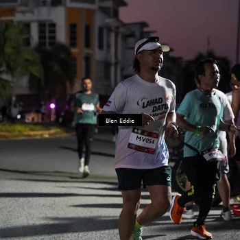 Runner Photo 7810276