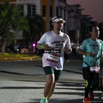 Runner Photo 7810284