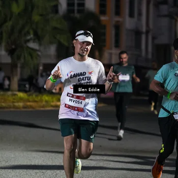 Runner Photo 7810285