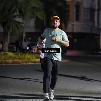 Runner Photo 7810295