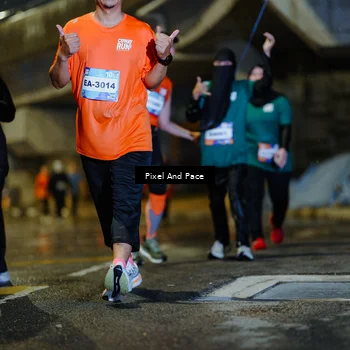 Runner Photo 7810298