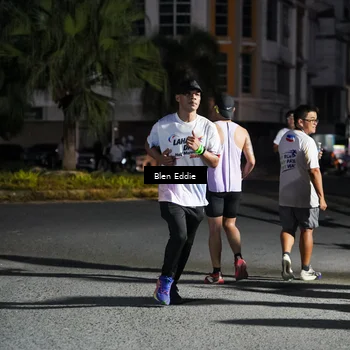 Runner Photo 7810319