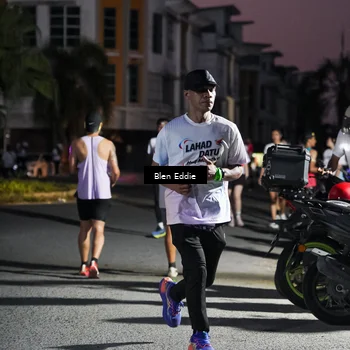 Runner Photo 7810342