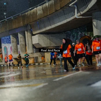 Runner Photo 7810364
