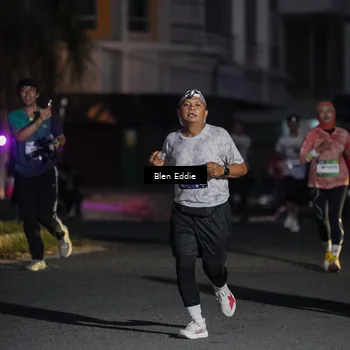 Runner Photo 7810384