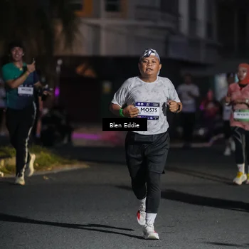Runner Photo 7810395