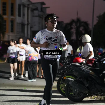 Runner Photo 7810406