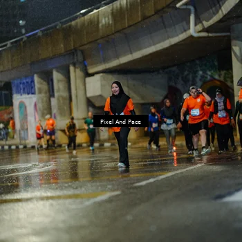 Runner Photo 7810429