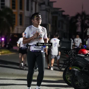 Runner Photo 7810434