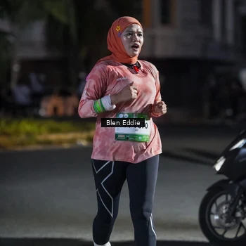 Runner Photo 7810456
