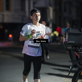 Runner Photo 7810459