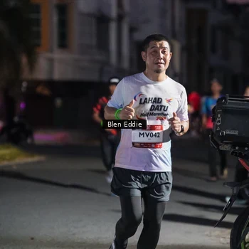Runner Photo 7810595