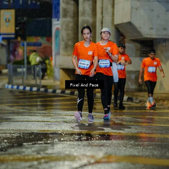 Runner Photo 7810630