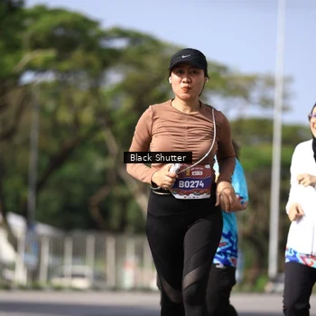 Runner Photo 7810646