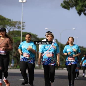 Runner Photo 7810662