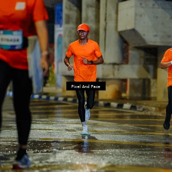 Runner Photo 7810668