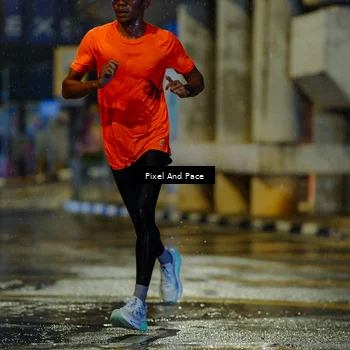 Runner Photo 7810685