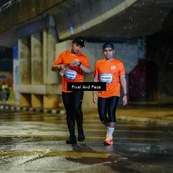 Runner Photo 7810689