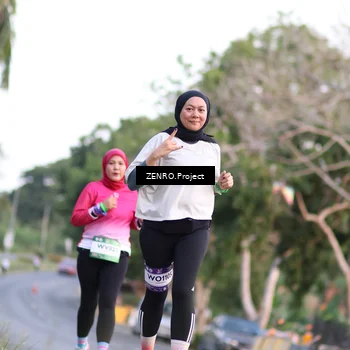 Runner Photo 7810692