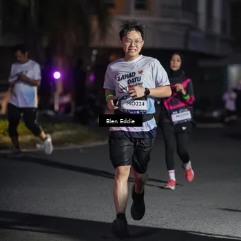 Runner Photo 7810727